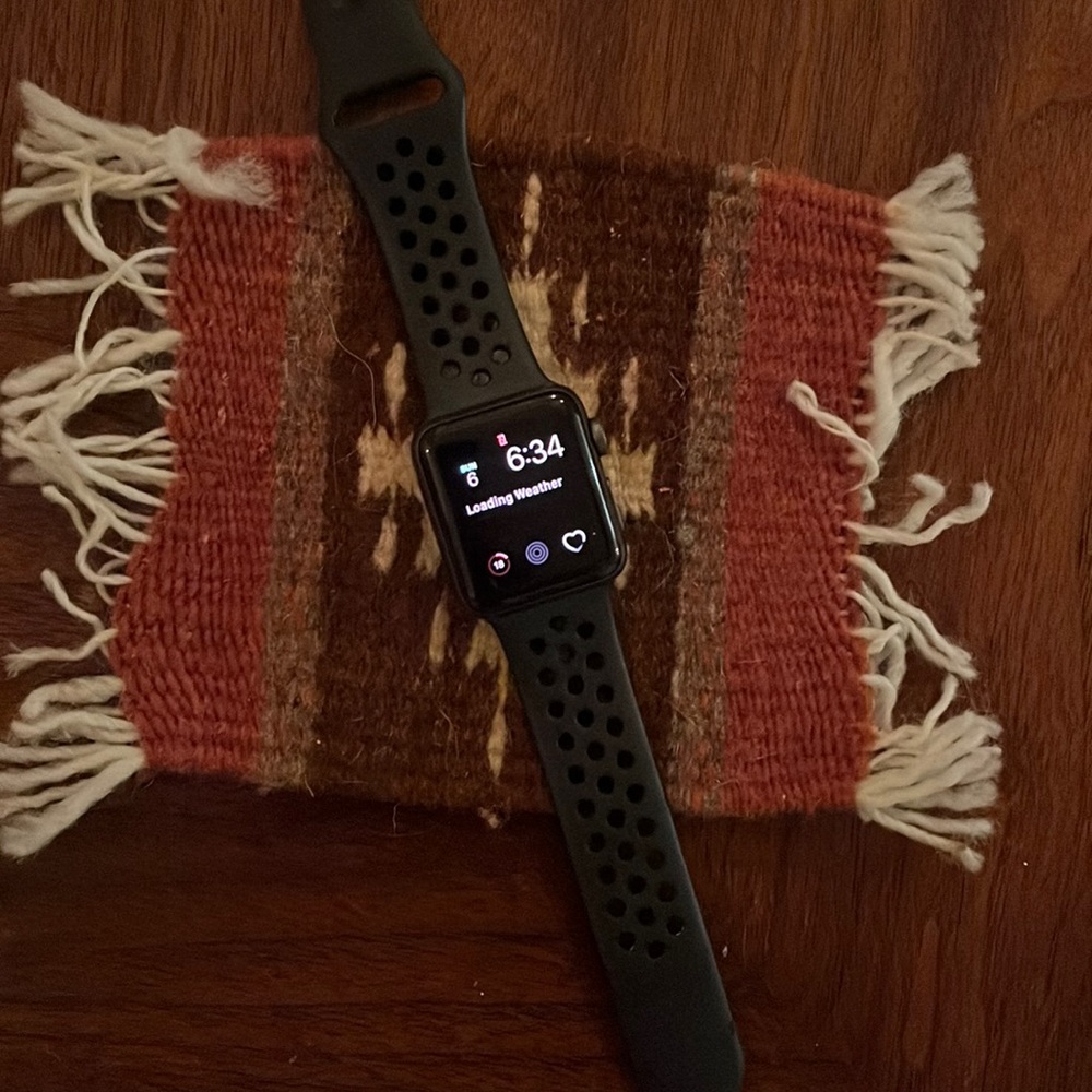Apple Watch Nike+ Series 3 (GPS) 38mm Space Gray Aluminum Case